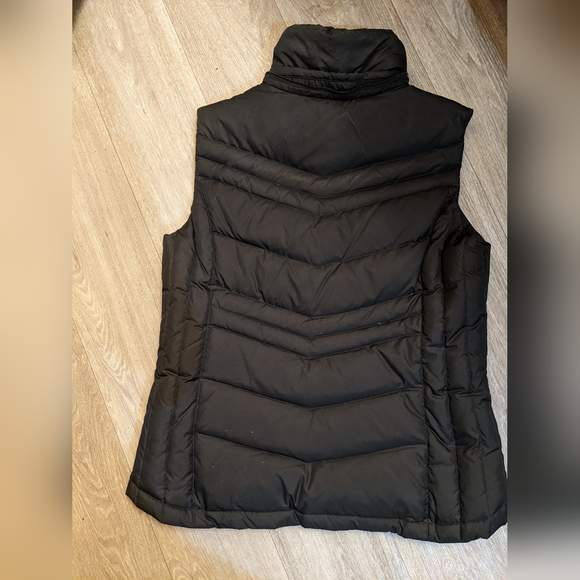 AUTHENTIC Michael Kors Black Down & Feathers Vest - Picture 2 of 4